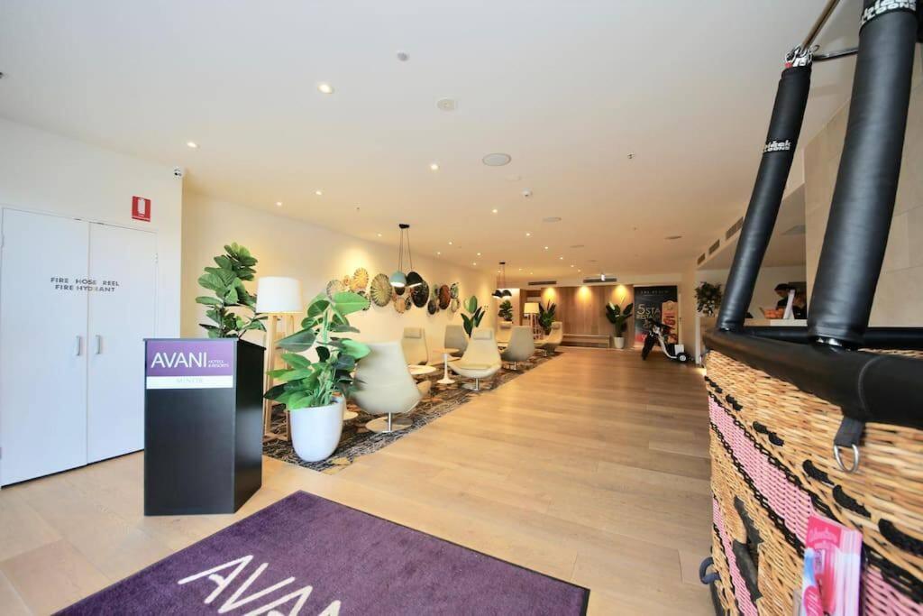 Broadbeach Apartment Level 10 With Beach Views Gold Coast Buitenkant foto