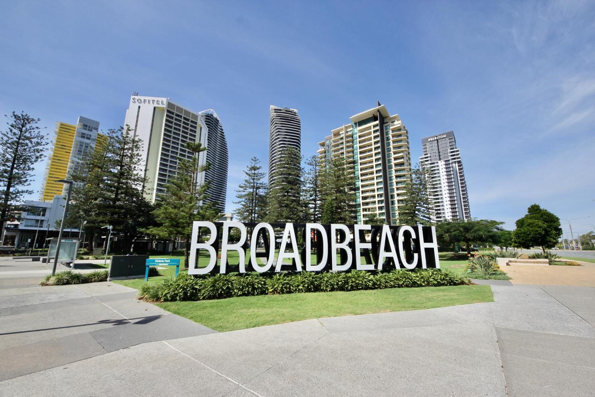 Broadbeach Apartment Level 10 With Beach Views Gold Coast Buitenkant foto